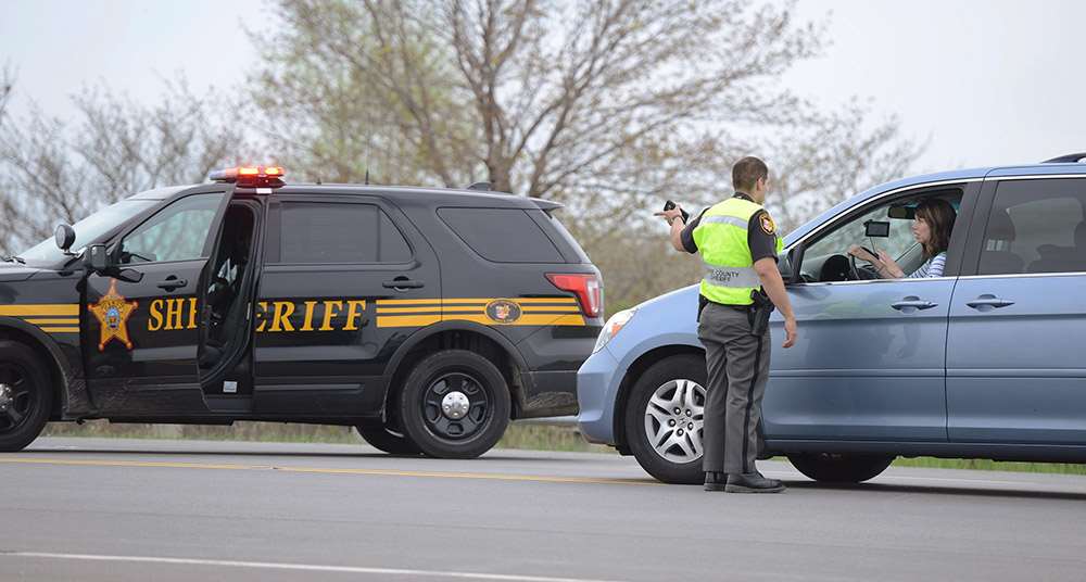 police with driver pulled over