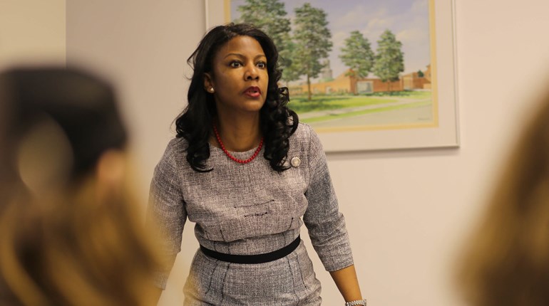 This Mayor Has No Shame | An Official Journal Of The NRA