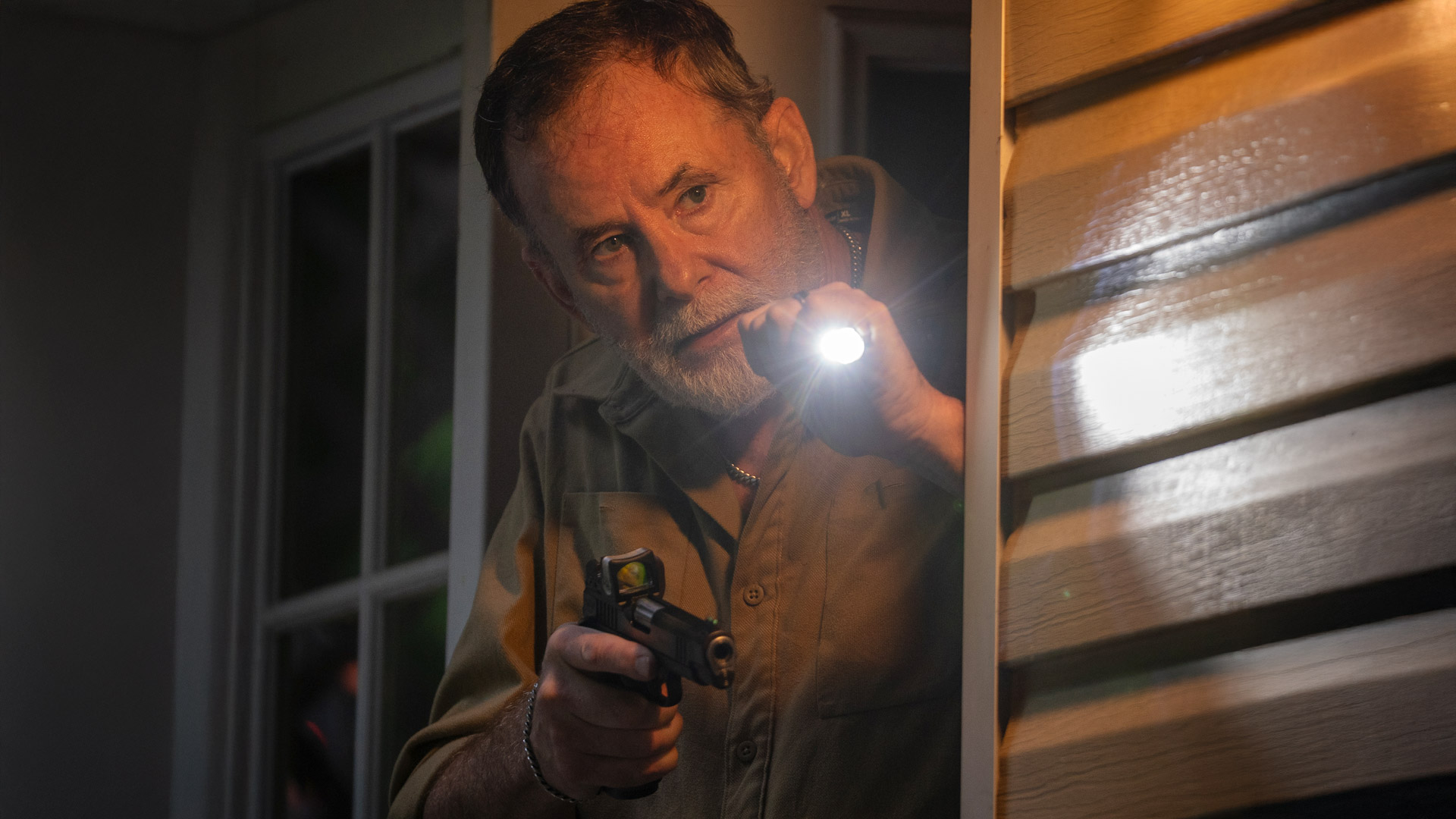 Defensive Handgun Tactics | An Official Journal Of The NRA